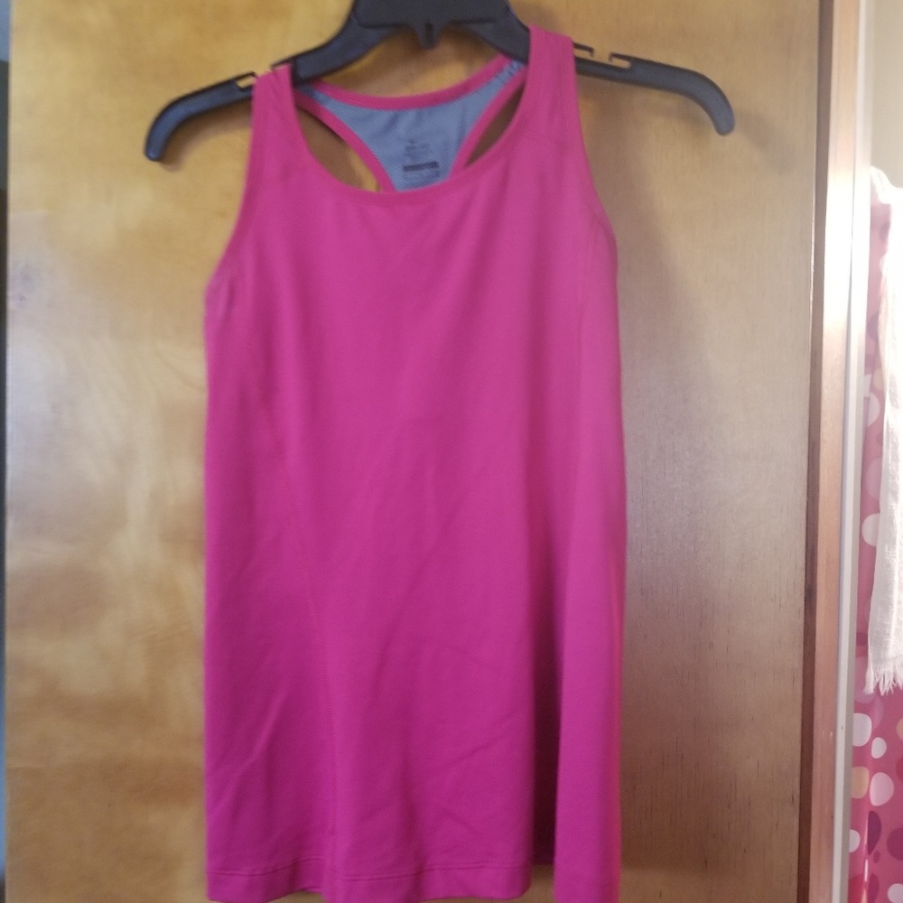 dri fit tank tops
